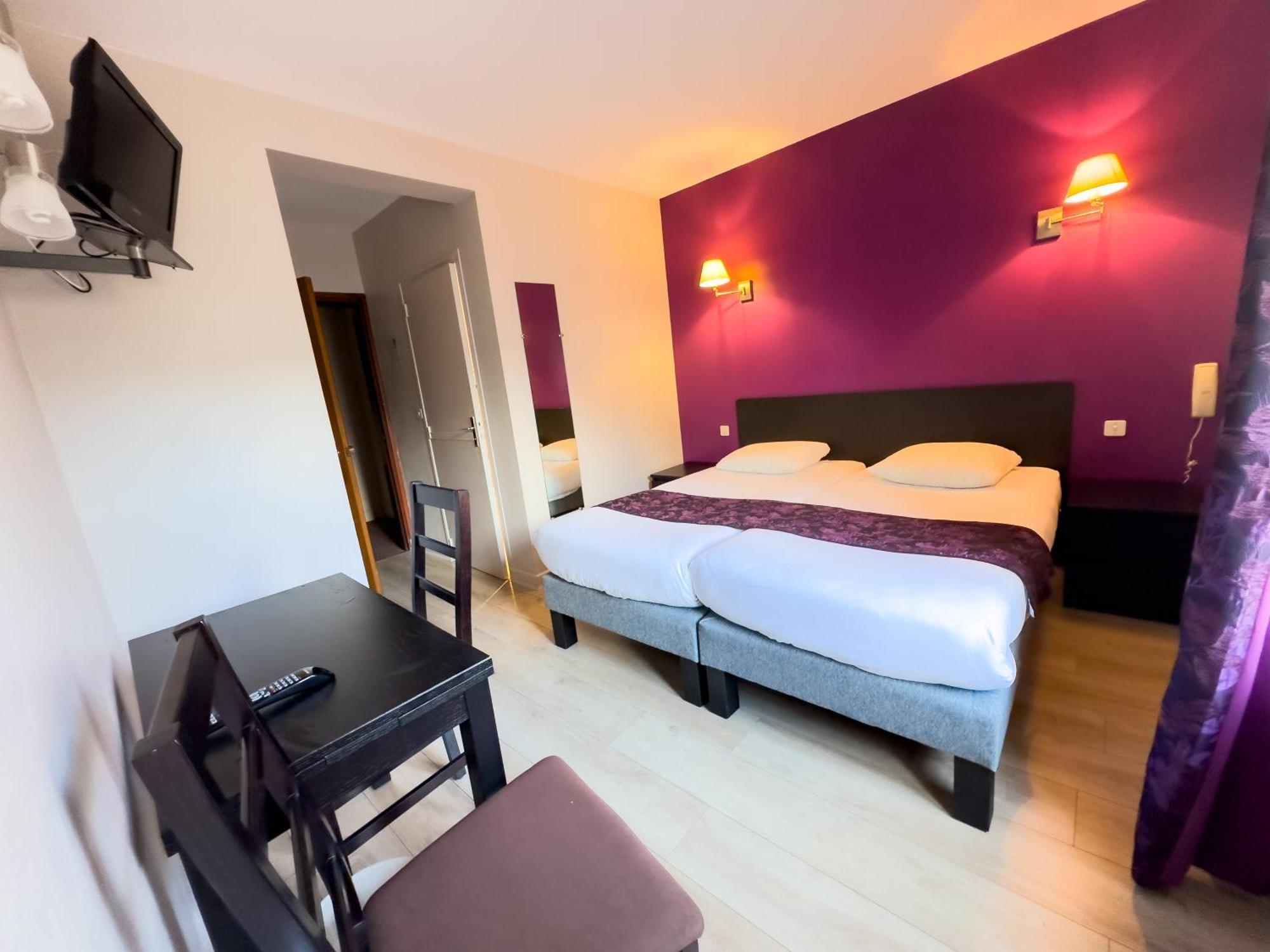 Logis Hotel Restaurant Des Voyageurs Tarnac Kültér fotó