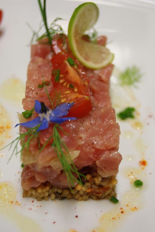Logis Hotel Restaurant Des Voyageurs Tarnac Kültér fotó