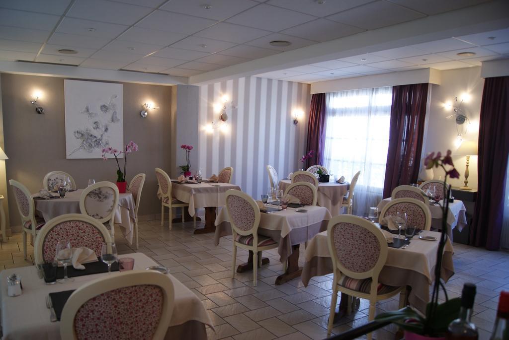 Logis Hotel Restaurant Des Voyageurs Tarnac Szoba fotó